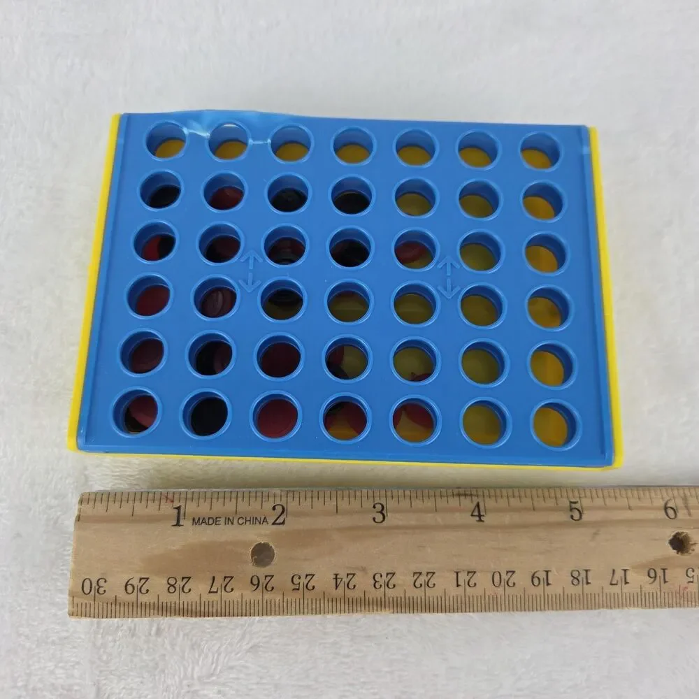 Vintage 1986 MB Travel Connect Four Complete Pocket Game Fast Shipping